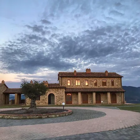 Catignano A6 - Modern Unit, Scenic Volterra Hills Daire Mazzolla