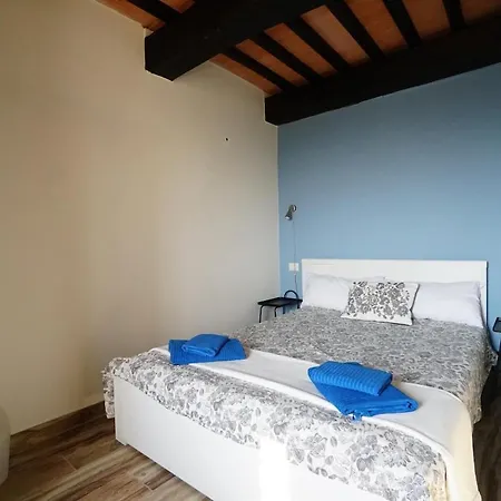 Catignano A6 - Modern Unit, Scenic Volterra Hills *